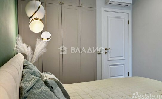 Продажа 1-комн квартиры на вторичном рынке улица Берзарина,  д. 30