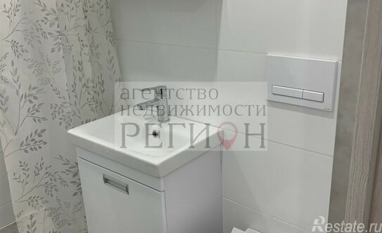 Продажа 1-комн квартиры на вторичном рынке Наро-Фоминск, пл Свободы,  д. 17