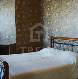 Продажа 4-комн квартиры на вторичном рынке Главная улица,  д. 35