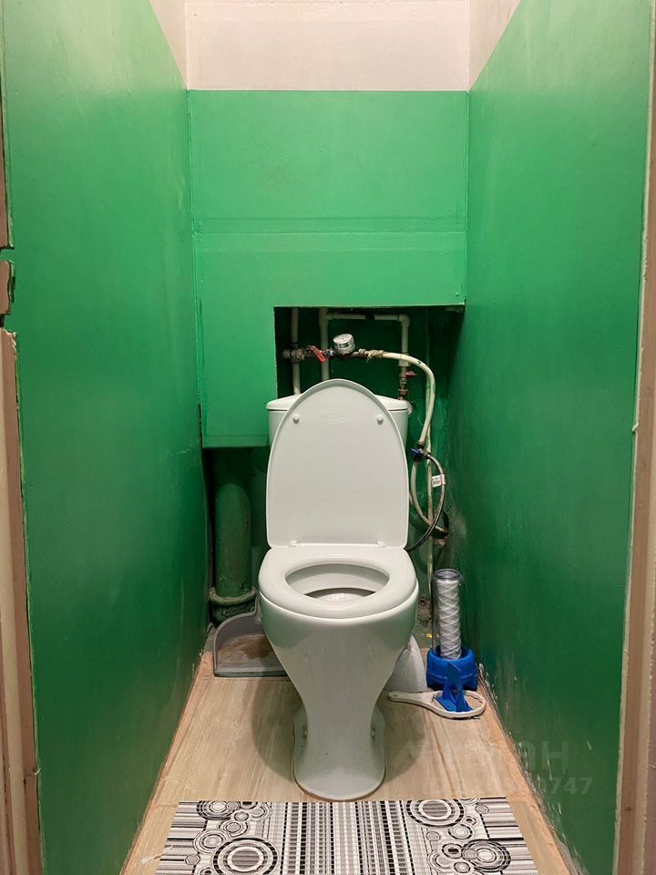 Продажа 1-комн квартиры на вторичном рынке Кузнечное пгт, улица Новостроек, 4