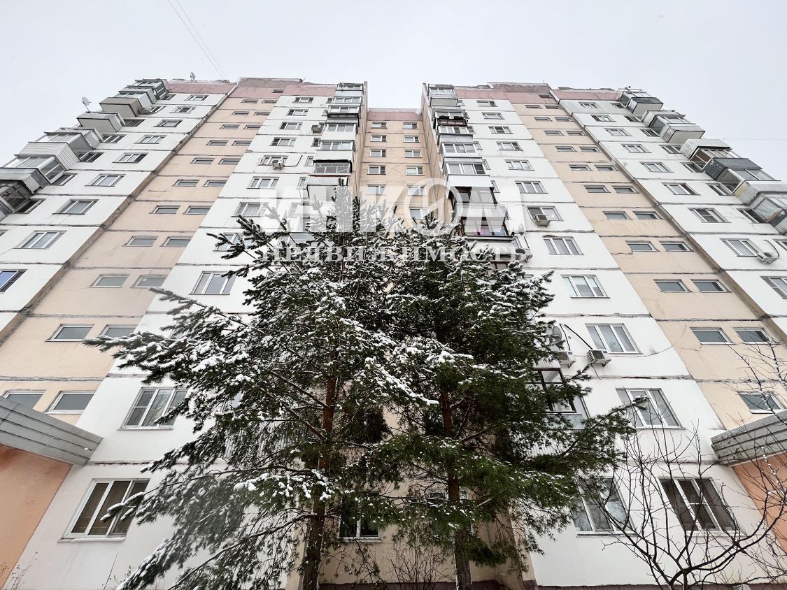 Продажа 3-комн квартиры на вторичном рынке Нахабино пгт, Парковая ул,  д. 21