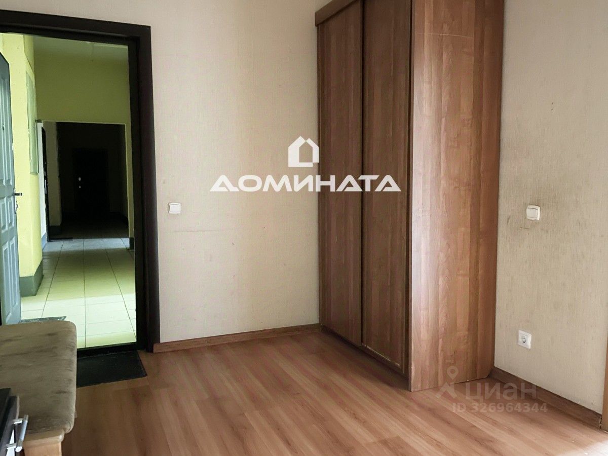 Продажа 2-комн квартиры на вторичном рынке проспект Большевиков, 38к5