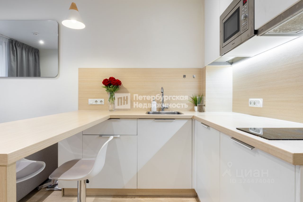 Продажа 1-комн квартиры на вторичном рынке Социалистическая улица, 21