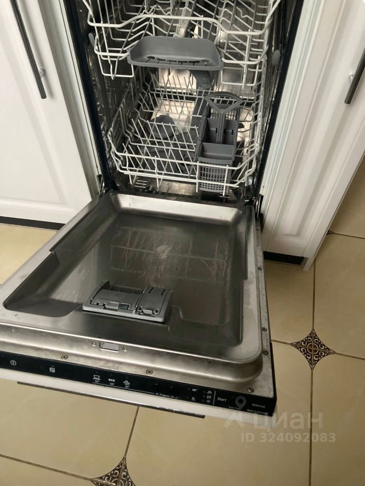 Продажа 3-комн квартиры на вторичном рынке Руза, Федеративный проезд, 9