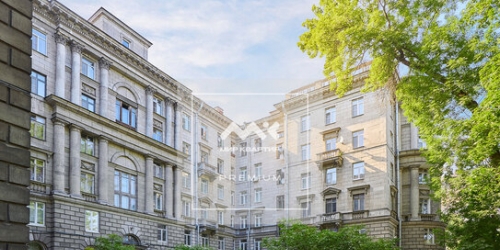 3-комн квартира ул Рентгена,  д. 6