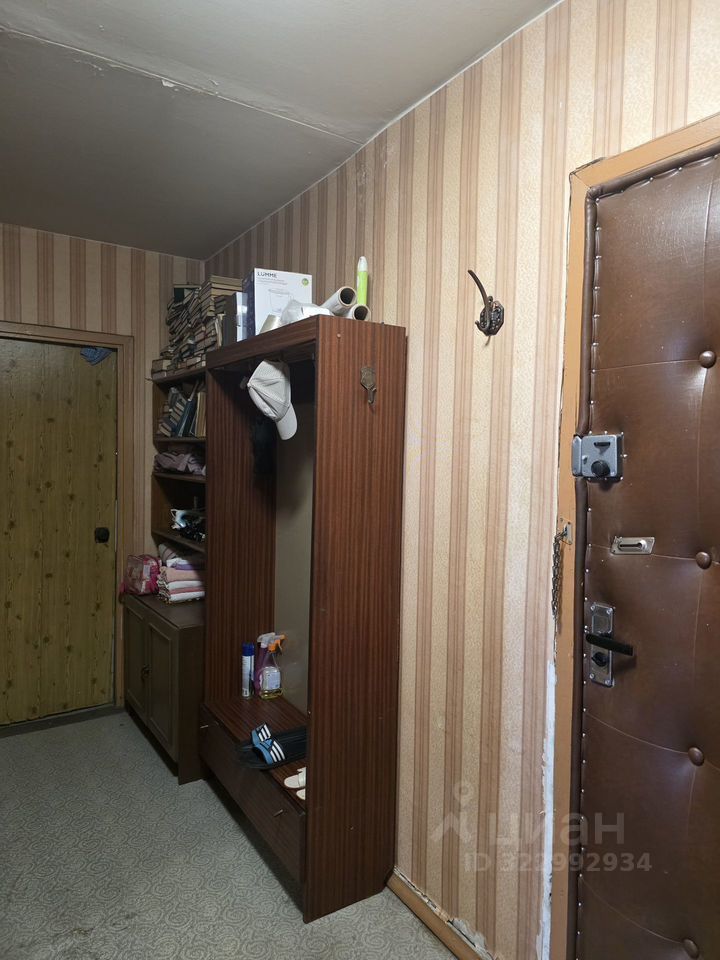 Продажа 3-комн квартиры на вторичном рынке Стартовая улица, 17