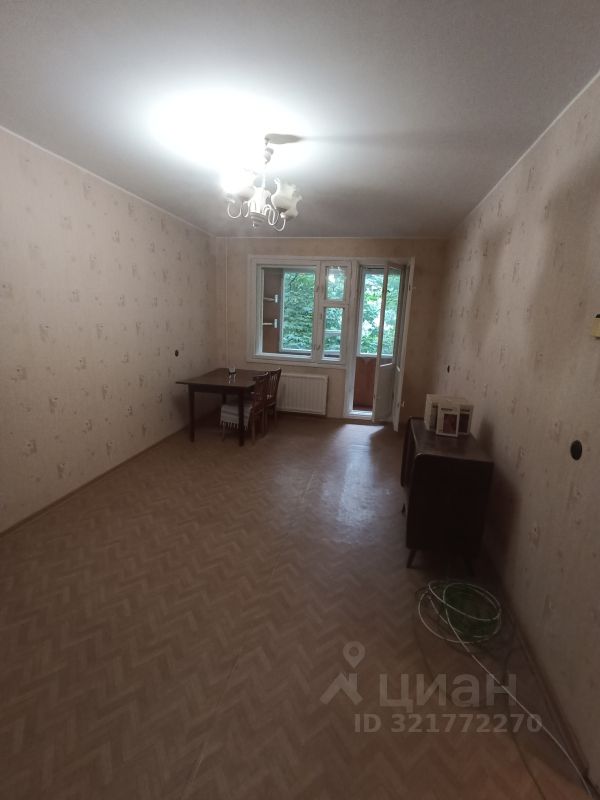 Продажа 1-комн квартиры на вторичном рынке Камышовая улица, 52к1