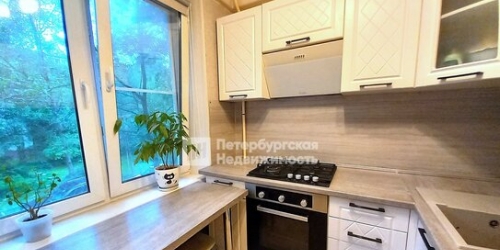 2-комн квартира Космонавтов пр-кт,  д. 74
