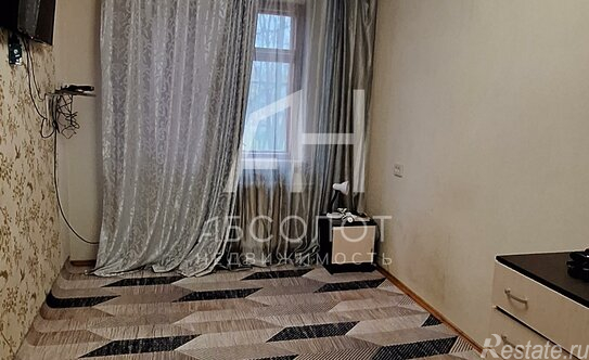 Продажа 3-комн квартиры на вторичном рынке Углич, улица Дружбы,  д. 4