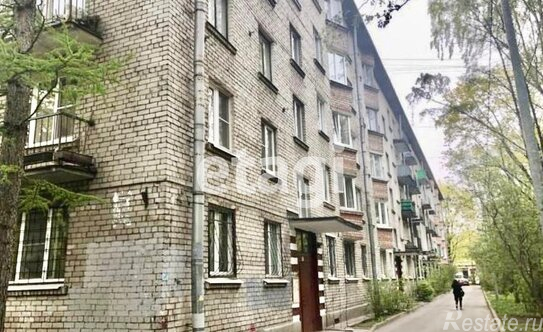 Продажа 2-комн квартиры на вторичном рынке Гданьская улица,  д. 6