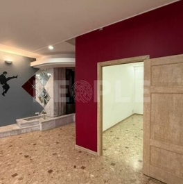 Продажа 4-комн квартиры на вторичном рынке Ксеньинский переулок,  д. 3