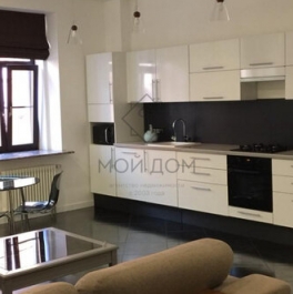 Продажа 2-комн квартиры на вторичном рынке Пестовский пер,  д. 9