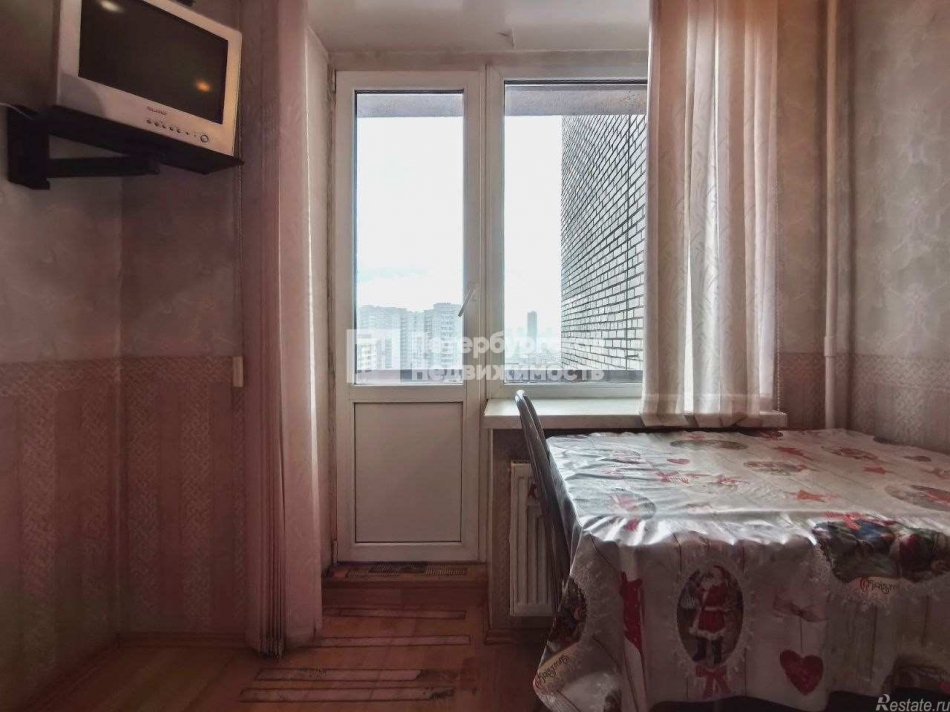 Продажа 1-комн квартиры на вторичном рынке Турку ул,  д. 1