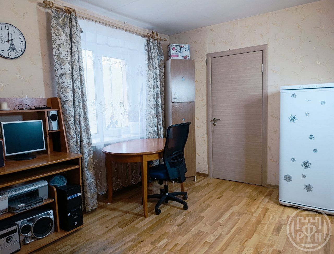 Продажа 4-комн квартиры на вторичном рынке Зеленогорск, Комсомольская улица, 6