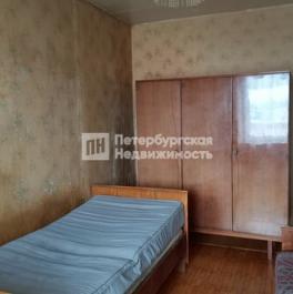 Продажа 2-комн квартиры на вторичном рынке улица Уточкина,  д. 7