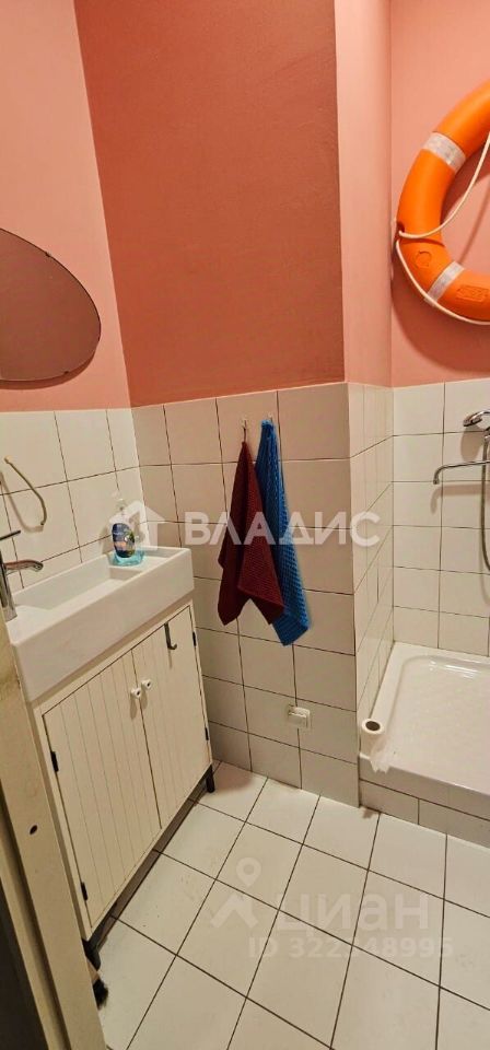 Продажа 3-комн квартиры на вторичном рынке проспект Большой Петроградской стороны, 90