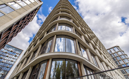 Продажа 2-комн квартиры на вторичном рынке Поклонная улица