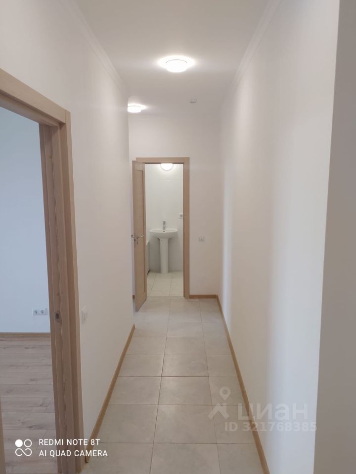 Продажа 2-комн квартиры на вторичном рынке Базовская улица, 24Б