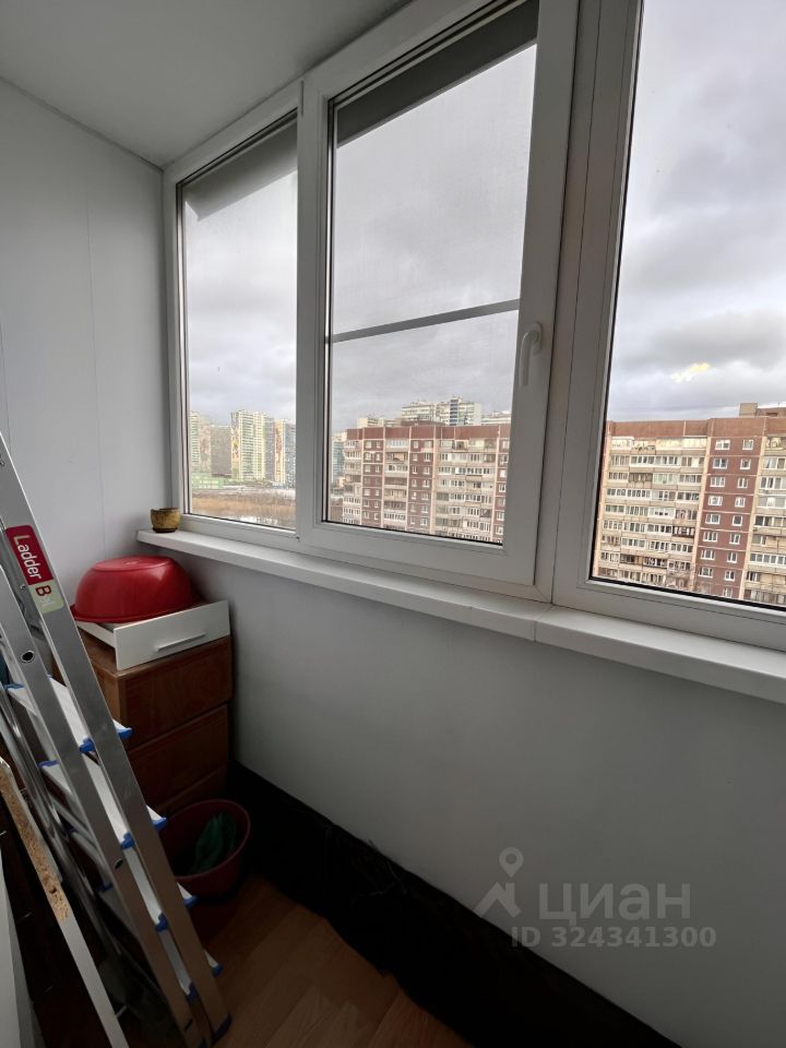 Продажа 2-комн квартиры на вторичном рынке проспект Королева, 48К1