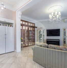 Продажа 4-комн квартиры на вторичном рынке Одинцовский городской округ, Весенняя улица,  д. 1 с1