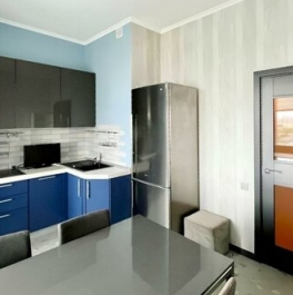 Продажа 2-комн квартиры на вторичном рынке улица Маршала Соколовского,  д. 1