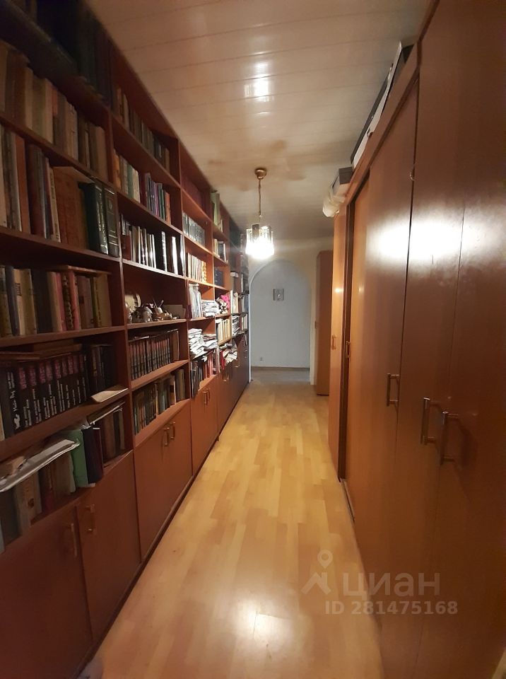 Продажа 3-комн квартиры на вторичном рынке Электросталь, проспект Ленина, 02к2