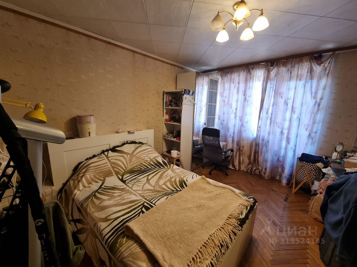 Продажа 3-комн квартиры на вторичном рынке улица Габричевского, 8