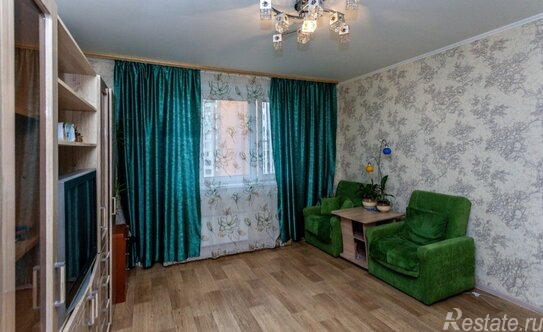 Продажа 2-комн квартиры на вторичном рынке Ангарская улица