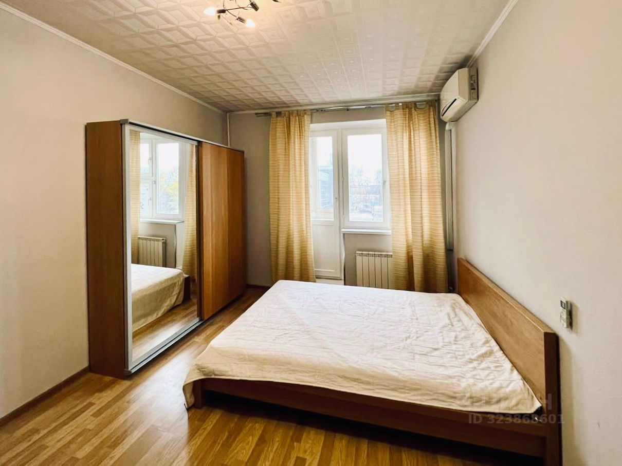 Аренда 2-комн квартиры на вторичном рынке Одинцово, улица Чистяковой, 2