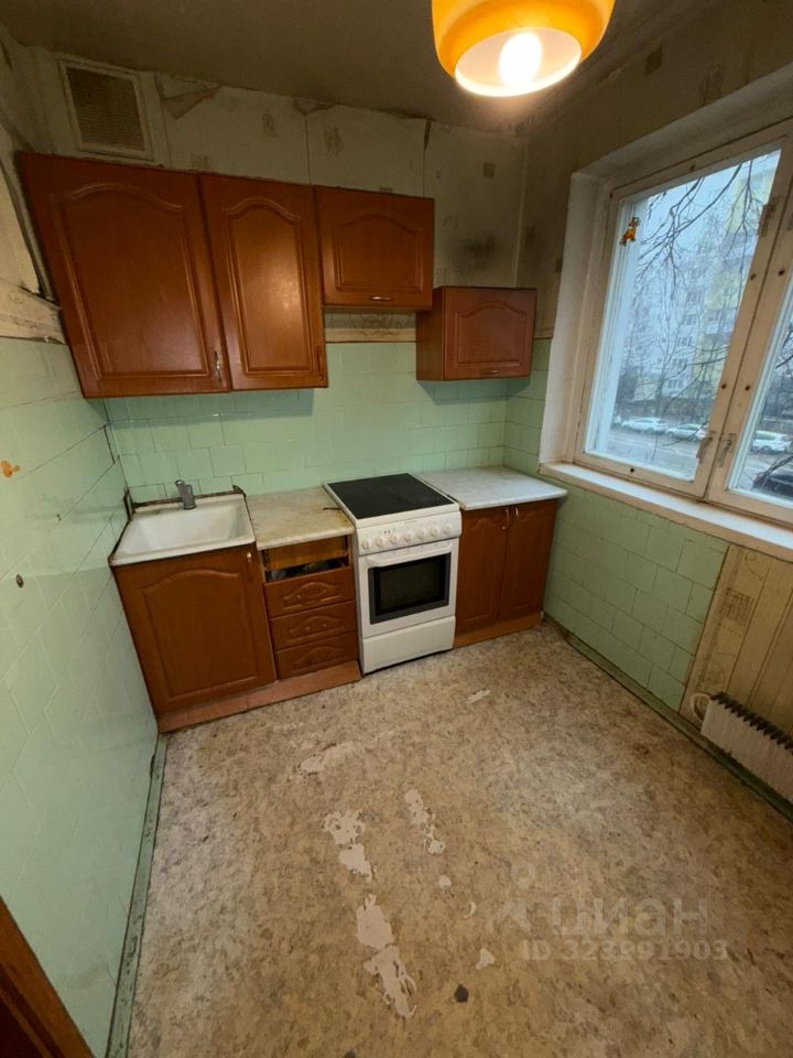 Продажа 2-комн квартиры на вторичном рынке Челябинская улица, 21