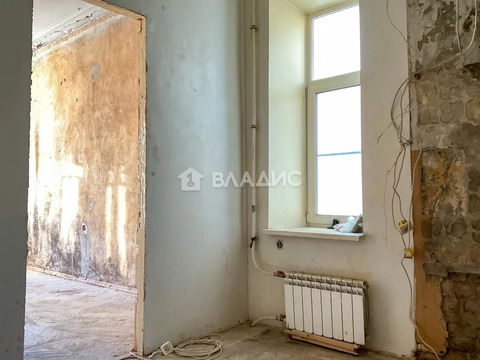 Продажа 3-комн квартиры на вторичном рынке Чкаловский пр-кт.,  д. 9/13