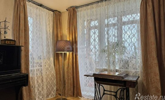 Продажа 2-комн квартиры на вторичном рынке улица Стойкости,  д. 14 к1