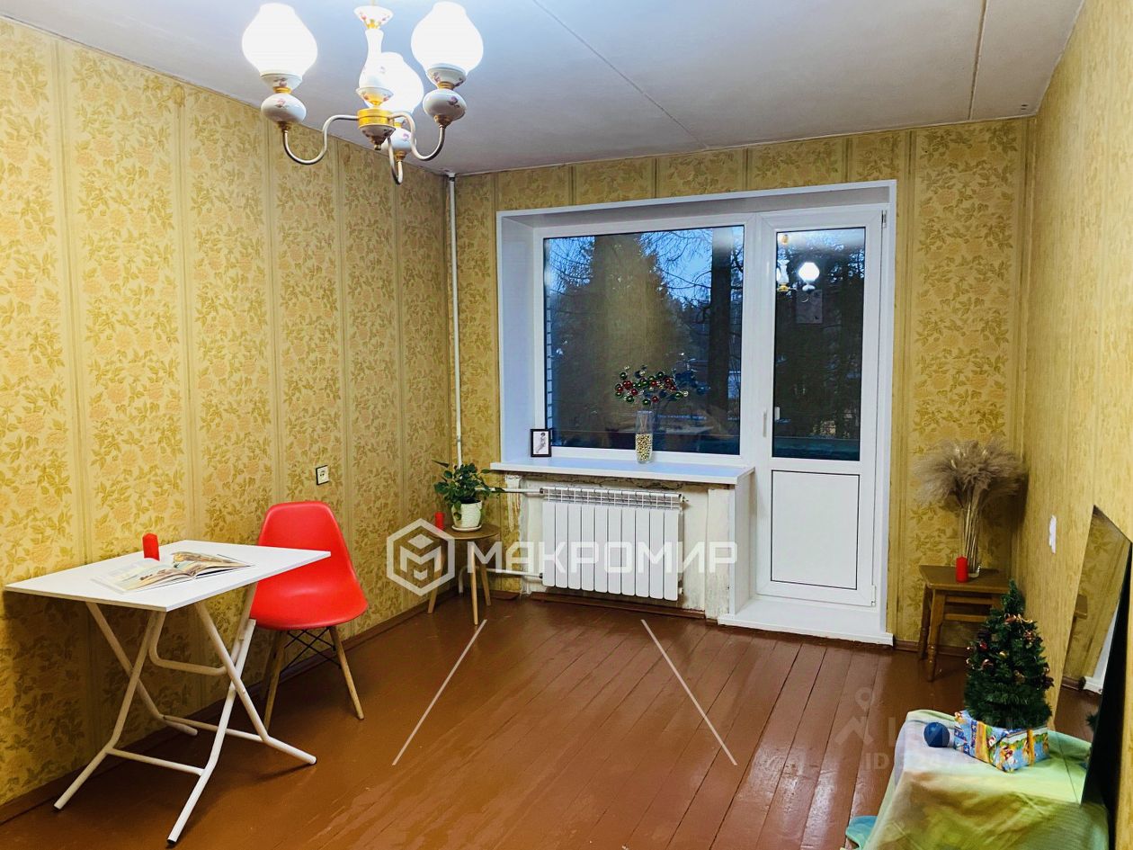 Продажа 1-комн квартиры на вторичном рынке Всеволожск, улица Комсомола, 2