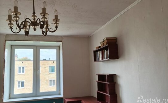 Продажа 2-комн квартиры на вторичном рынке Семёновское, Школьная улица,  д. 16