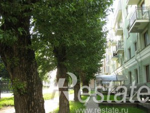 Продажа 1-комн квартиры на вторичном рынке Дворцовый пр. ,  д. 33