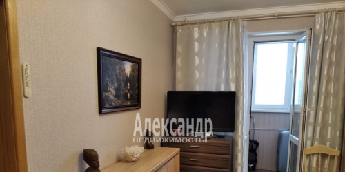 2-комн квартира Испытателей просп.,  д. 31,  к. 1