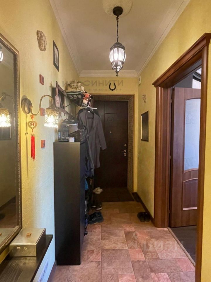 Продажа 3-комн квартиры на вторичном рынке улица Строителей, 5К3