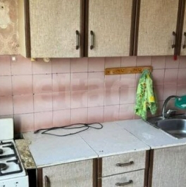 Продажа 1-комн квартиры на вторичном рынке Донбасская улица,  д. 6