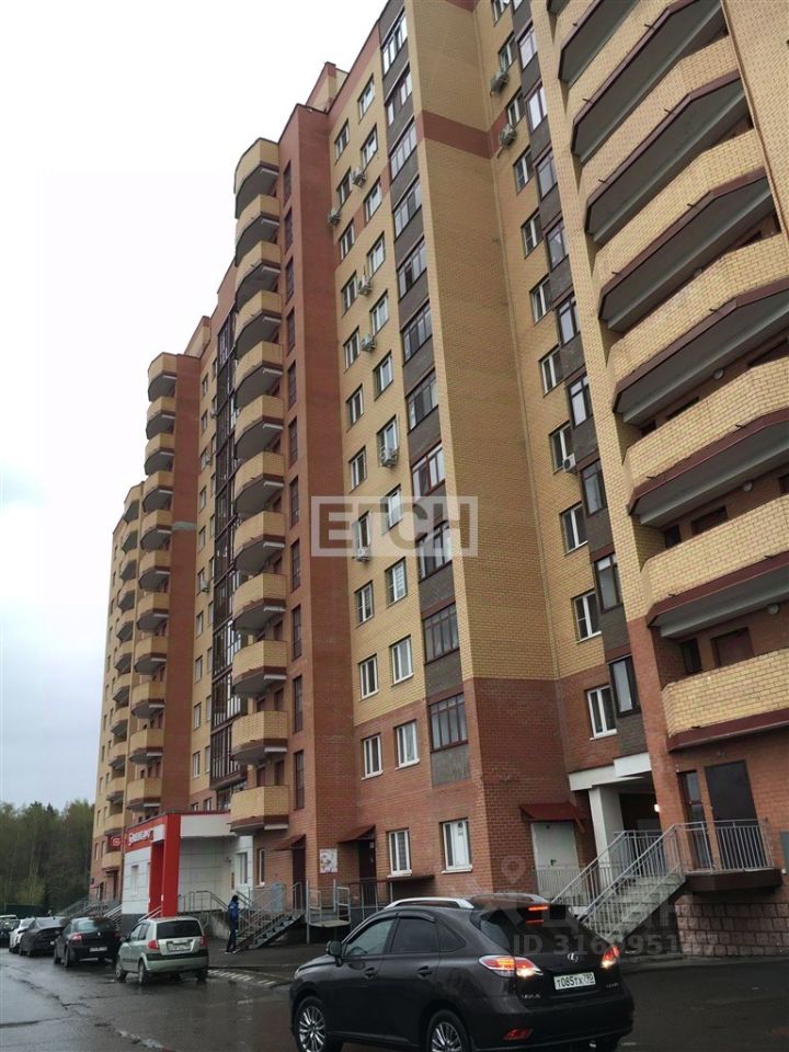 Продажа 3-комн квартиры на вторичном рынке д. Щемилово, улица Орлова, 26