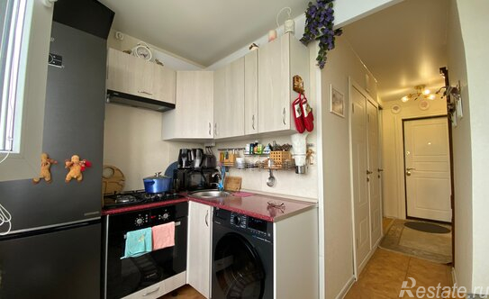 Продажа 1-комн квартиры на вторичном рынке ул Зины Портновой,  д. 17,  к. 1