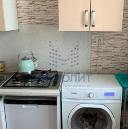 Продажа 1-комн квартиры на вторичном рынке Варшавское ш,  д. 81,  к. 1