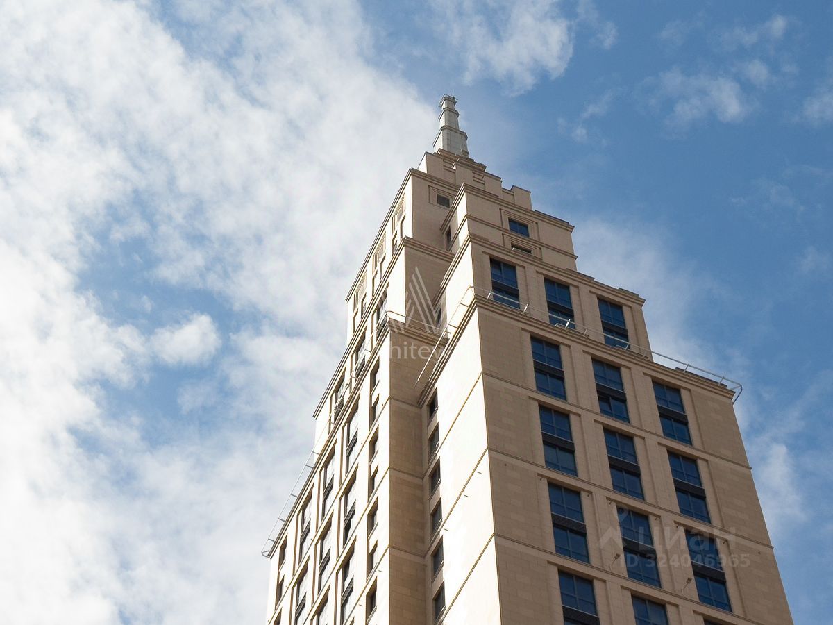 Продажа 4-комн квартиры на вторичном рынке Ленинградский проспект, 34А