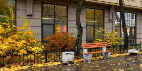 3-комн квартира улица Моисеенко, 27