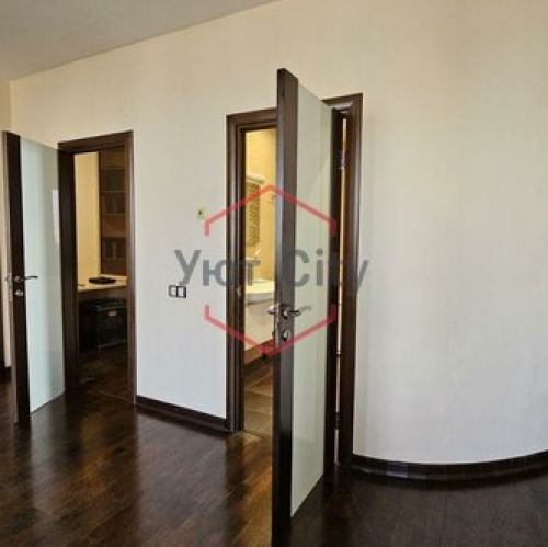 3-комн квартира Вернисажная ул,  д. 9 c2