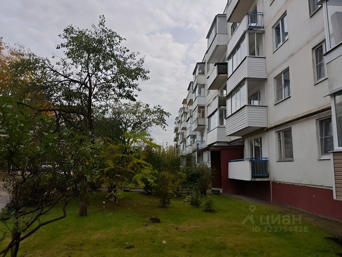 Продажа 2-комн квартиры на вторичном рынке пос. Колычево, 32