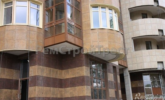 Продажа 4-комн квартиры на вторичном рынке Эльдара Рязанова ул