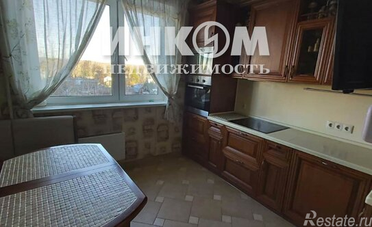 Продажа 3-комн квартиры на вторичном рынке Микрорайон Кутузовский, улица Чистяковой,  д. 2