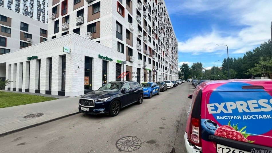 Продажа торгового помещения улица Коминтерна,  д. 15