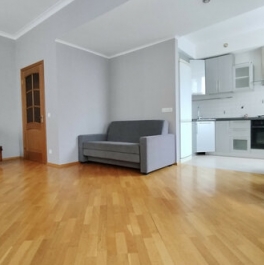 Продажа 3-комн квартиры на вторичном рынке улица Маршала Василевского,  д. 9 к3