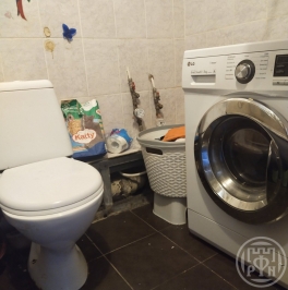 Продажа 1-комн квартиры на вторичном рынке Ломоносов г., Красного Флота ул. ,  д. 11/39